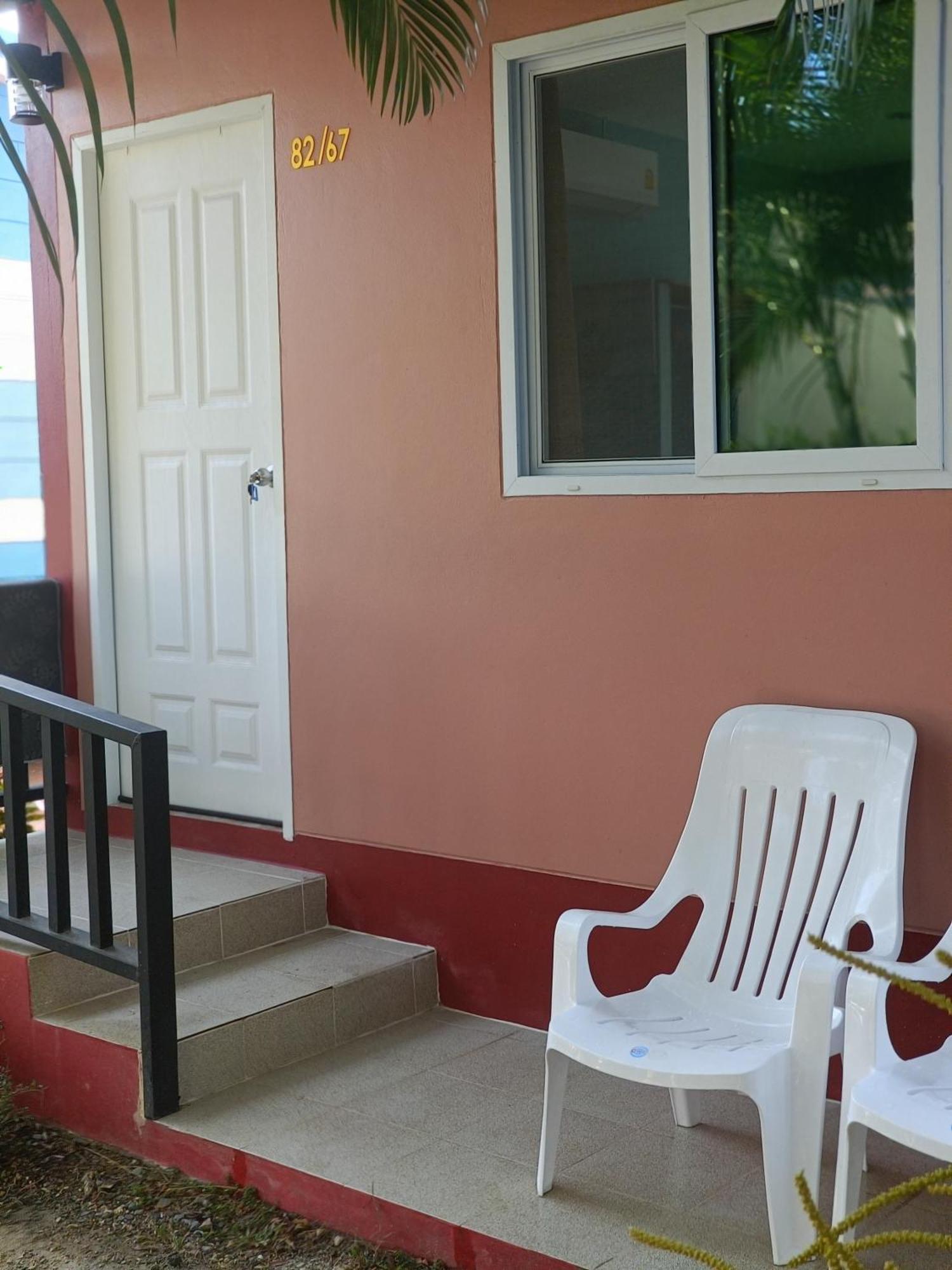 Chill Land House Hotel Plaja Bang Tao Exterior foto