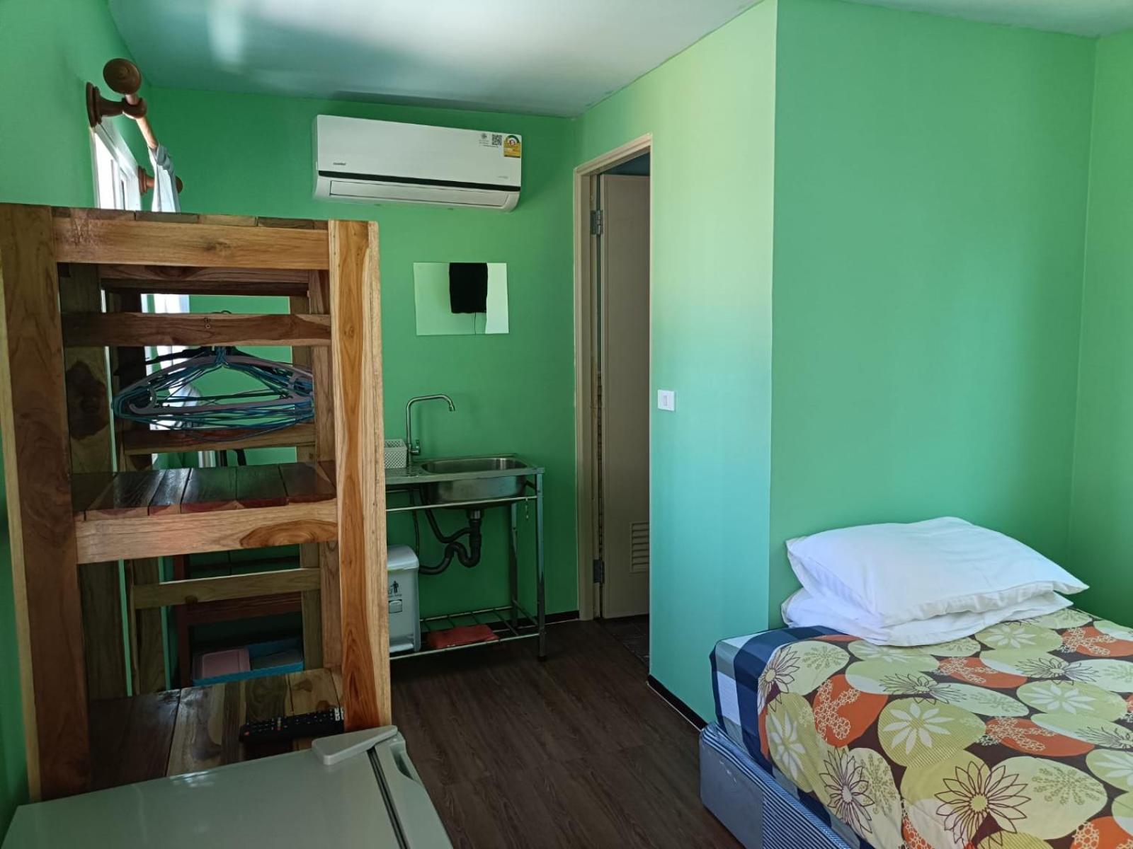 Chill Land House Hotel Plaja Bang Tao Exterior foto