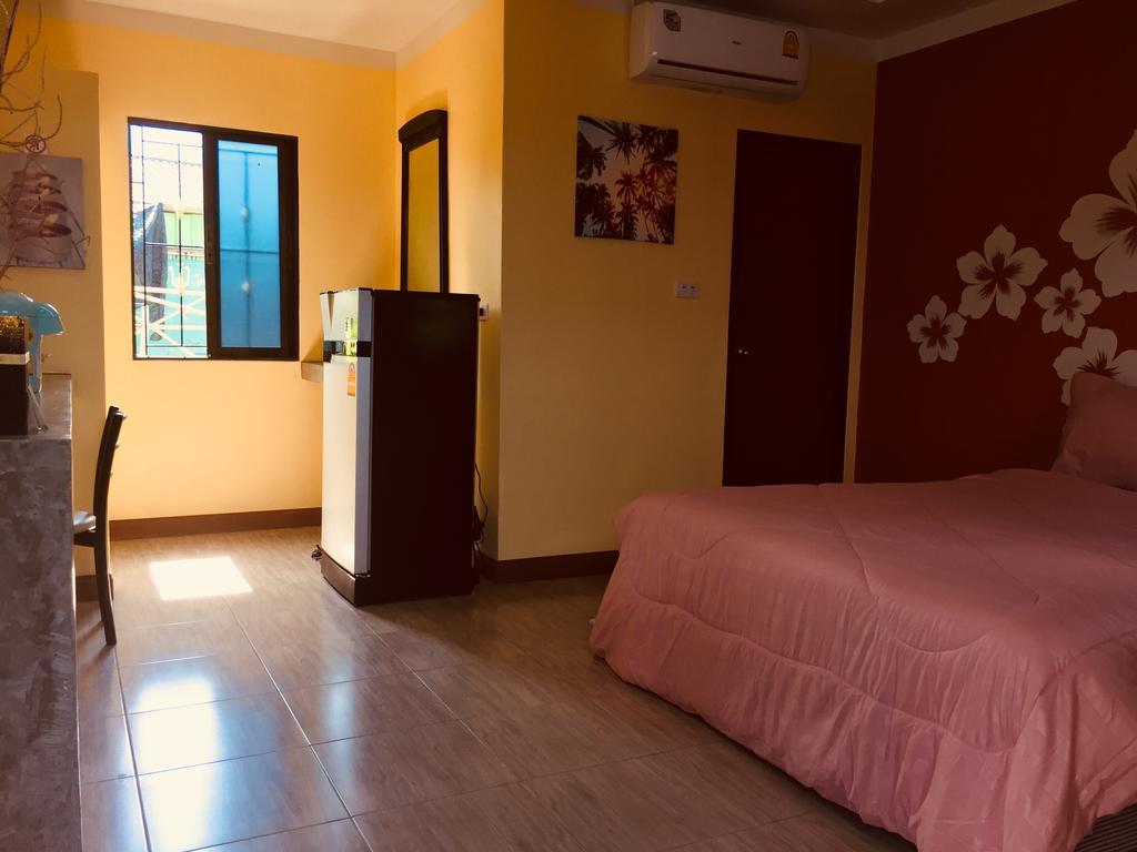 Chill Land House Hotel Plaja Bang Tao Exterior foto