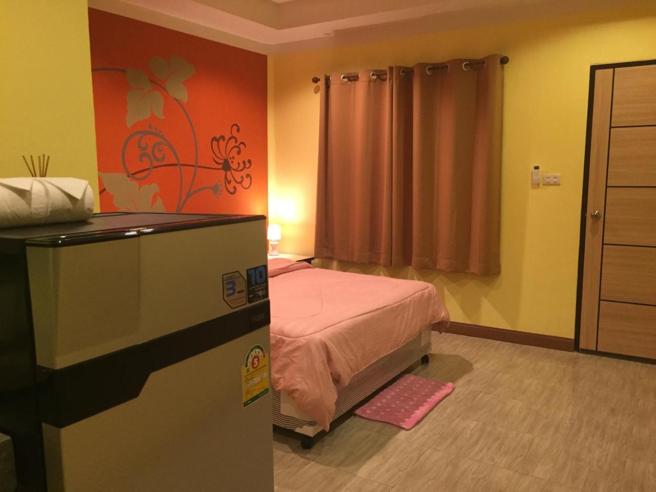 Chill Land House Hotel Plaja Bang Tao Exterior foto